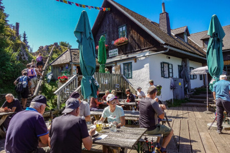 beim Gasthaus "Steirischer Jockl"